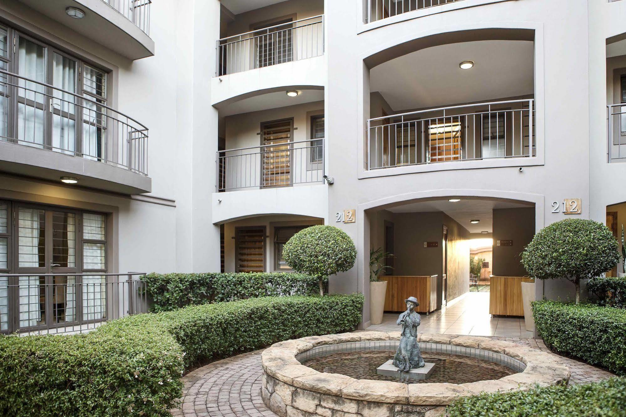 Faircity Grosvenor Gardens Претория Экстерьер фото